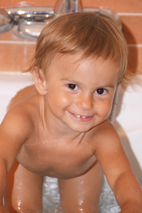 D:\перенос данных\ФОТОГРАФИИ1\2010\крит     ДР насти\DSC05851.JPG
