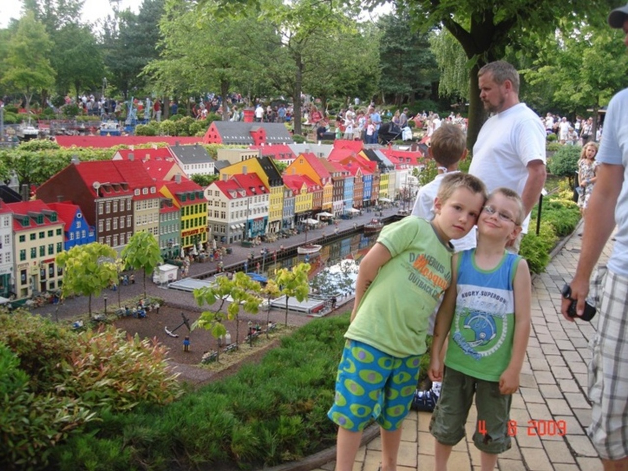3690187.jpg