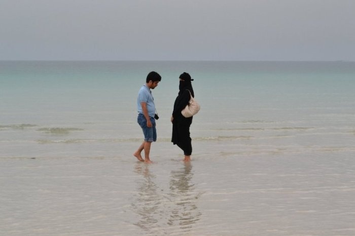 C:\Documents and Settings\Inga Berdzenishvili\My Documents\My Pictures\emirati\DSC_0240.JPG