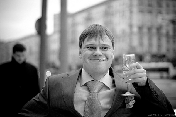 Все... женился, выпил, закурил!